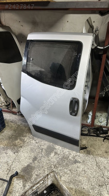 FİAT FİORİNO SAĞ SÜRGÜLÜ KAPI