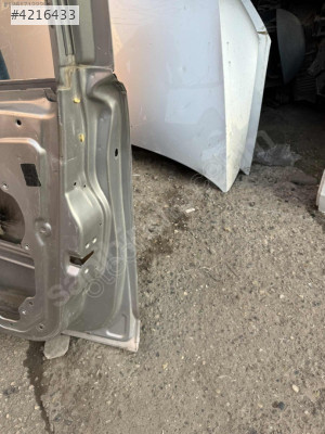 2007 ford focus sağ ön kapı