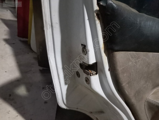 RENAULT R19 SOL ARKA KAPI KİLİDİ