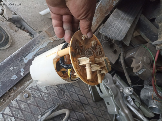 Renault Megane 4 depo Şamandırası