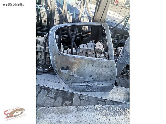 PEUGEOT 206 SAĞ ARKA KAPI ÇIKMA