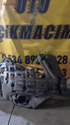 Mercedes Vito W447 sağ ön tampon braketi a4478850316