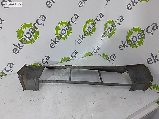 MERCEDES B 2011 2014 W246 RADYATÖR ALT BRAKETİ A2465051130