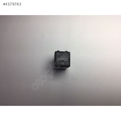 Nissan 12V 2 Pin Röle 24330C9900