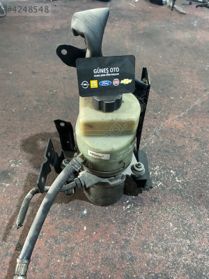 FORD FOCUS ELEKTRİKLİ DİREKSİYON POMPASI ÇIKMA ORJİNAL 4M513K514