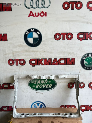 TOYOTA COROLLA ÖN PANEL