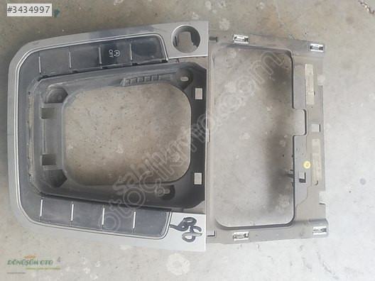 VOLKSWAGEN PASSAT B8 SÖKME VİTES ÇERÇEVESİ KOMPLE 3G1864252