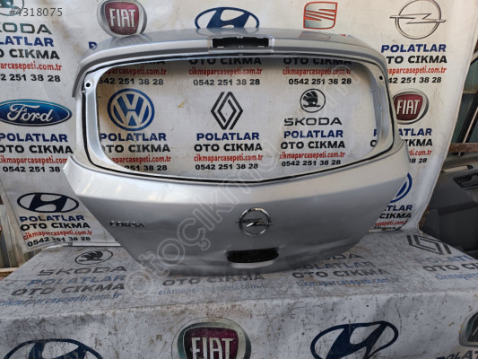Opel Corsa D bagaj kapağı