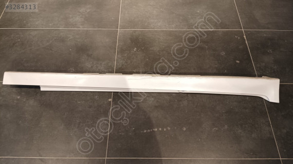 BMW F10 + LCİ MARŞPİYEL SAĞ SEDEF BEYAZ 2013 2016 51777184774 ÇSB