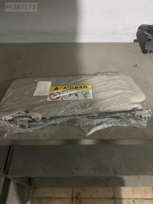 Megane 3-III Fluence Güneşlik 964004434R 964015922R