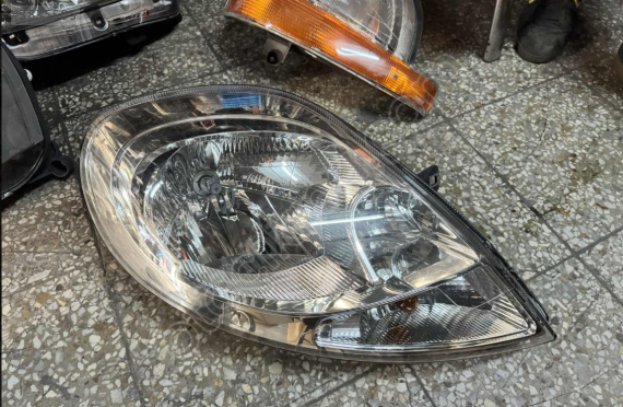 RENAULT TRAFİC SAĞ FAR SIFIR ORJİNAL EYUPCAN OTO