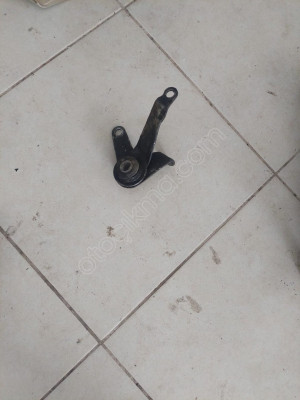 Nissan Navara Modeli İçin Kaliteli Çıkma Takoz