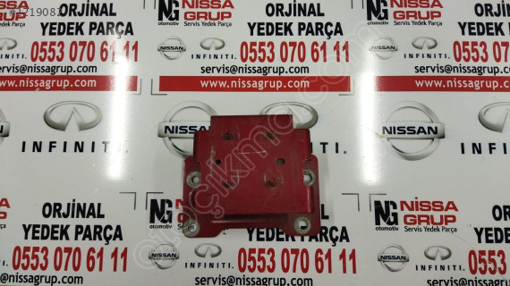 NİSSAN MİCRA ÖN SAĞ TAMPON AYAĞI ÇIKMA K14 2019-2022