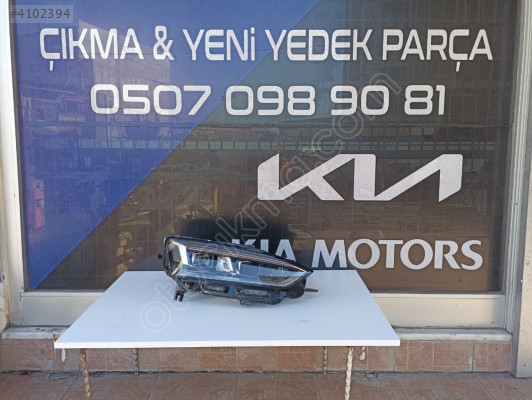AUDİ A5 ÇİFT MERCEKLİ XENON SAĞ FAR ORJİNAL ÇIKMA YEDEK PARÇA