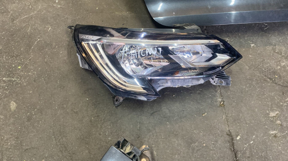 RENAULT TALIANT SAĞ FAR GÜÇMANLAR 05012551616