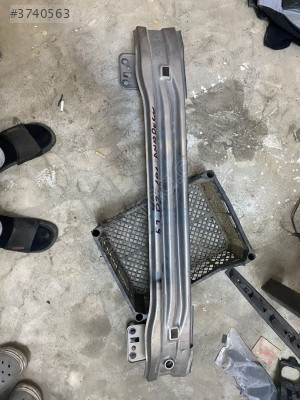 Fiat egea çıkma tanpon demiri