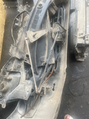Peugeot partner ön silecek mekanizması