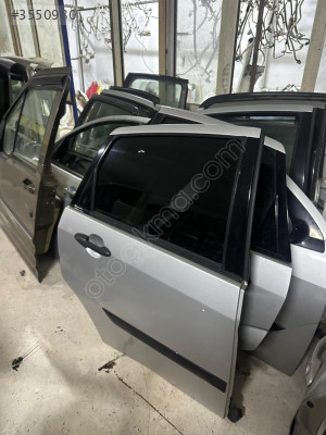 FORD FOCUS SAĞ ARKA KAPI YİĞİT OTO ANKARA