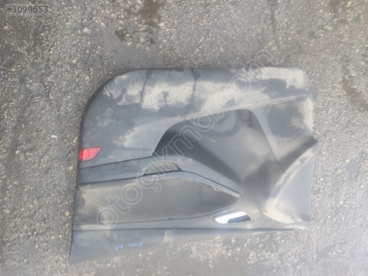 Ford focus 3,5 sağ ön kap kartonu