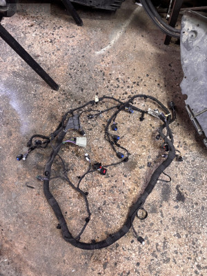 Sıfır orijinal Focus motor tesisatı.1.0 ecoboost mx6t 12c508 nm