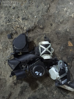 BMW F20 EMNİYET KEMERİ