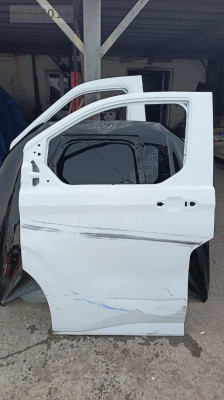 FORD TRANSİT CUSTOM SOL ÖN KAPI ORJİNAL ÇIKMA