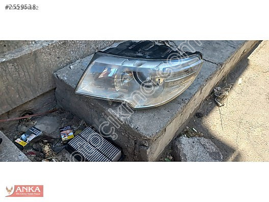 Eski kasa Skoda superb sol far çıkma