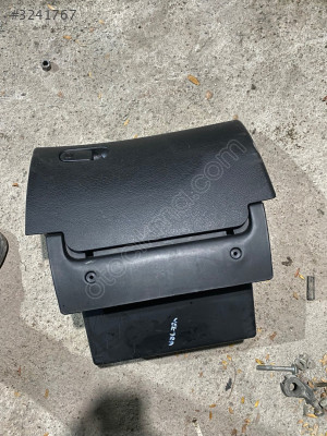 OPEL VECTRA B TORBİDO KAPAĞI