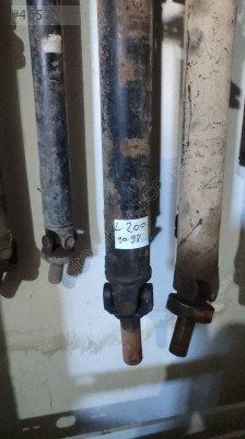 Mitsubishi L200 90 98 çıkma Şaft