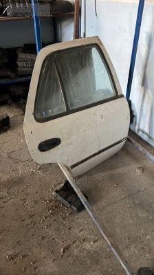 Nissan sunny sağ arka kağı