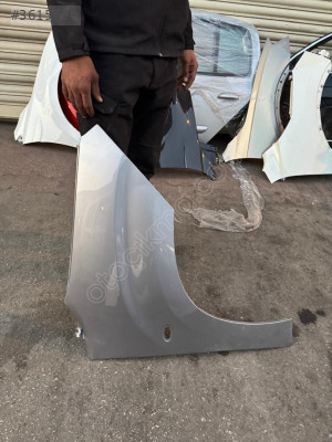 TOYOTA PROACE CITY GRİ SAĞ ÖN ÇAMURLUK ORJINAL BOYASIZ