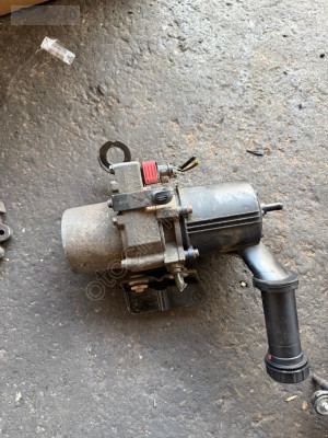 Peugeot 307 direksiyon pompası