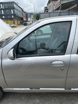 Fiat Palio sol ön kapı