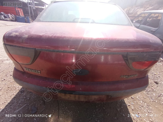 Megane 1 arka bagaj kapağı