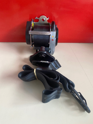 RENAULT CLİO 4 CAPTUR SAĞ ÖN EMNİYET KEMERİ 868840454R