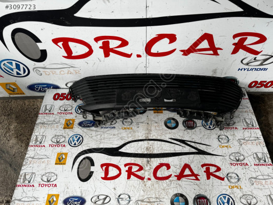 TOYOTA COROLLA  ÖN TAMPON ORTA IZGARA 53112-02B50 ÇIKMA ORJİNAL