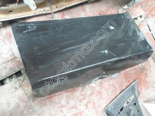 MERCEDES 190 - 201 1989 SİYAH BAGAJ KAPAK
