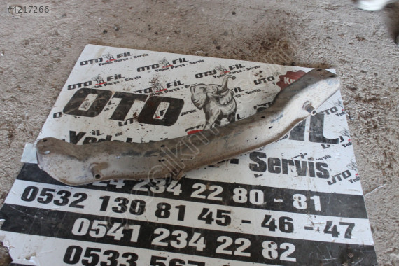 NİSSAN STANZA ARKA TRAVERS