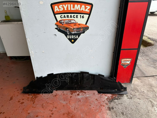 MEGANE 2 ÖN TAMPON ALT MUHAFAZA ORJİNAL 8200412907 2006-2010