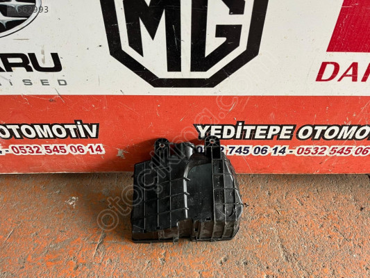 MG HS sigorta kutusu