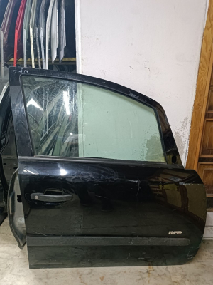 Zafira B sağ ön kapı çıkma orjinal