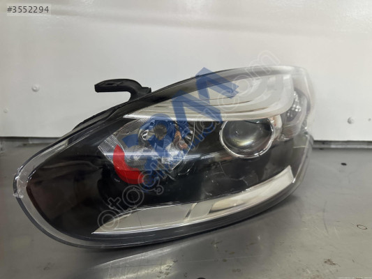 RENAULT MEGANE 3 XENON MERCEKLİ MAKYAJLI SOL ÖN FAR