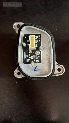 VOLKSWAGEN GOLF 8 SOL FAR LED BEYNİ ORJİNAL ÇIKMA