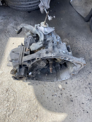 PEUGEOT  406  2.0  HDİ ÇIKMA  ŞANZIMAN