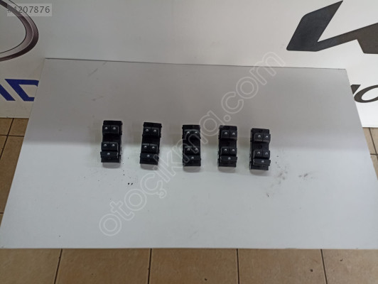 HYUNDAİ BAYON SOL ÖN KAPI DÜĞMESİ ORİJİNAL SÖKME