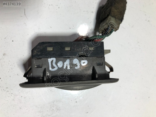 Kia Bongo Tekli Cam Düğmesi