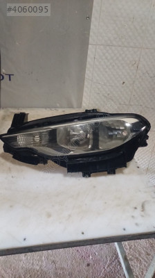Fiat Egea üst kaş beyaz sol ön far