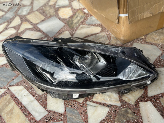 FORD KUGA ÇIKMA ORJİNAL SAĞ ÖN FAR GY