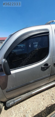 Fiat Doblo sol ön kapı