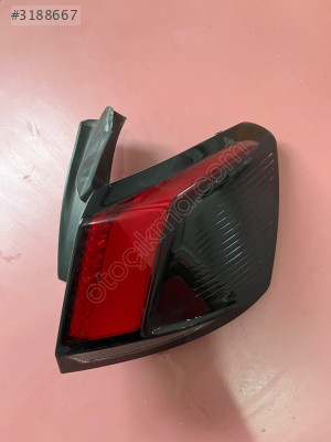 Peugeot 3008 sağ dış stop lambası